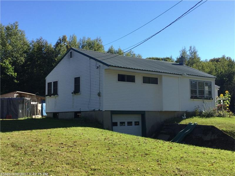 944 Main ST, Corinth, ME 04427