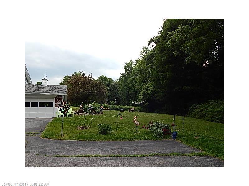 551 Wiswell RD, Holden, ME 04429