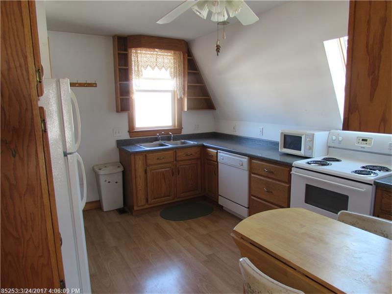 1124 Exeter RD, Exeter, ME 04435