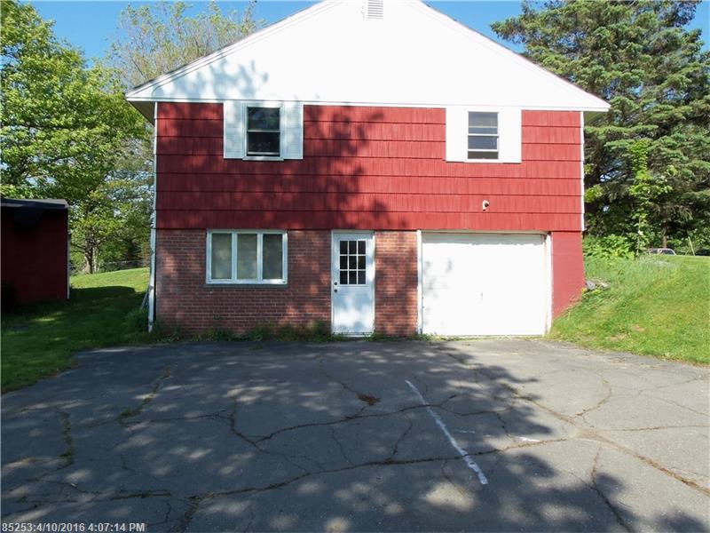 86 Water ST, Guilford, ME 04443