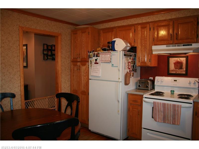 86 Water ST, Guilford, ME 04443