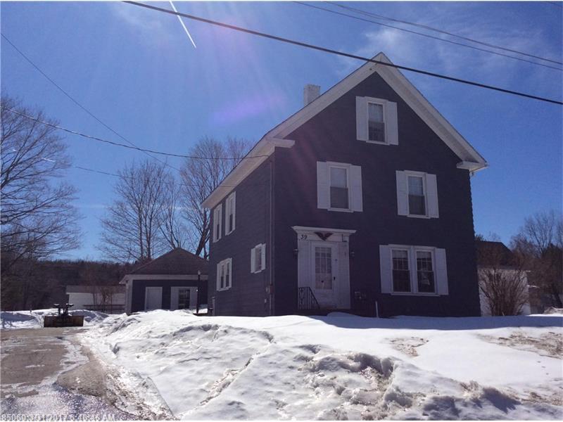 39 Oak ST, Guilford, ME 04443