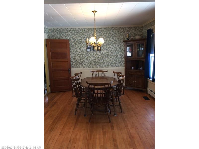 39 Oak ST, Guilford, ME 04443