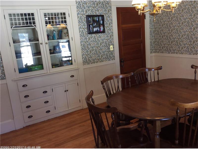 39 Oak ST, Guilford, ME 04443