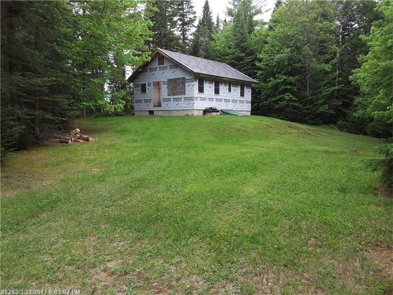 69 Herring Tract RD, Willimantic, ME 04443