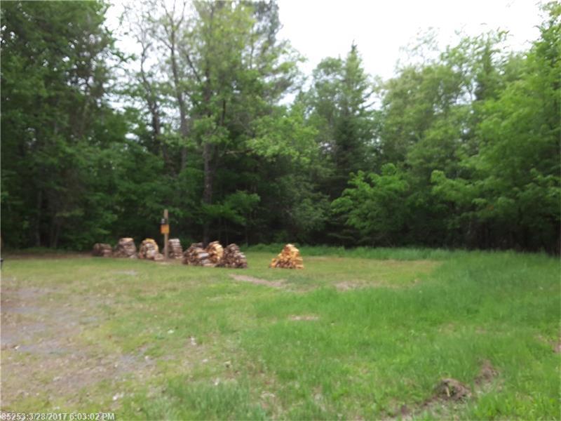 69 Herring Tract RD, Willimantic, ME 04443