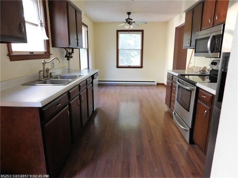 57 Hopkins RD, Hampden, ME 04444