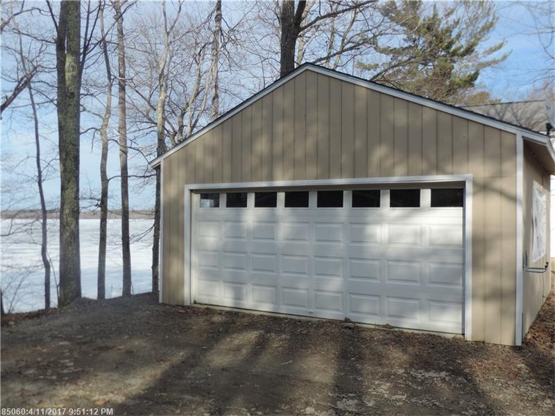 67 Fowlers Landing RD, Hampden, ME 04444