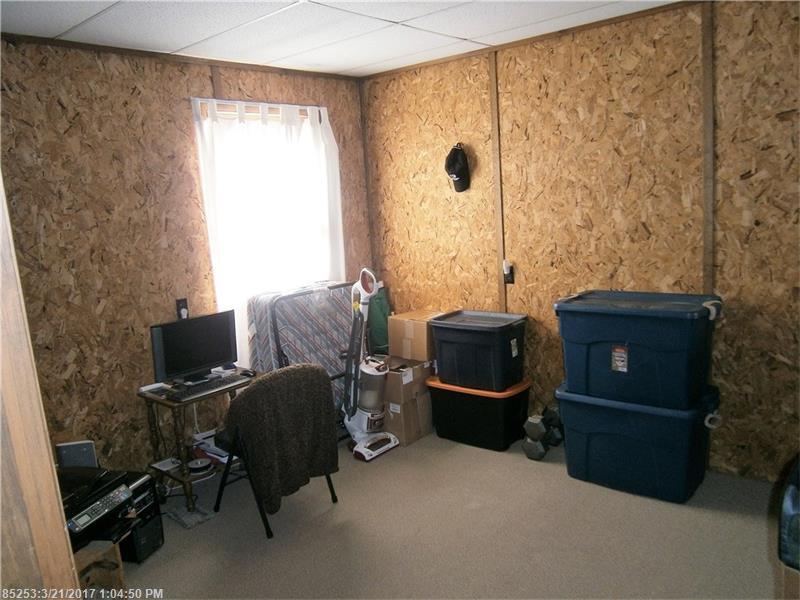 682 Edinburg RD, Edinburg, ME 04448