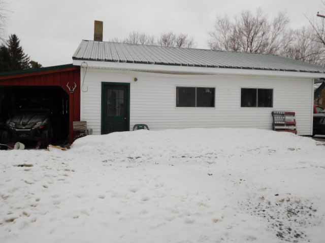 7 Willow Street, Howland, ME 04448