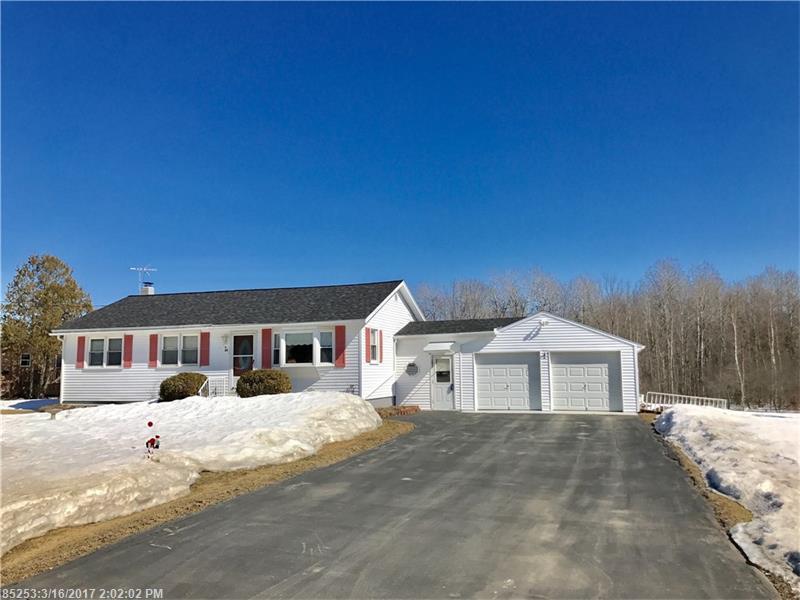 23 Black Stream DR, Levant, ME 04456