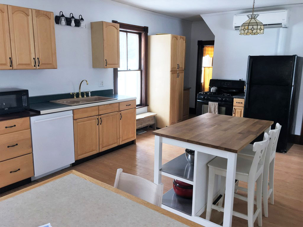 67 Lee Road, Lincoln, ME 04457