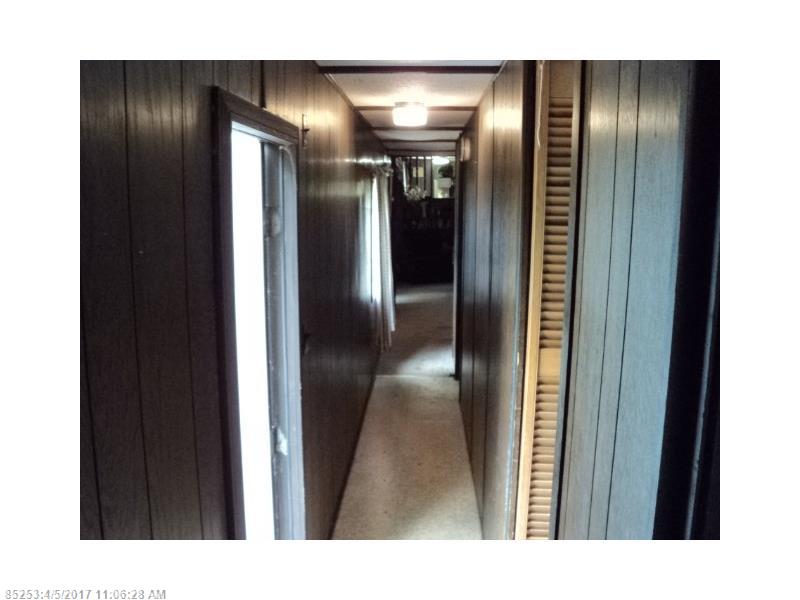 43 Ludden LN, Lincoln, ME 04457