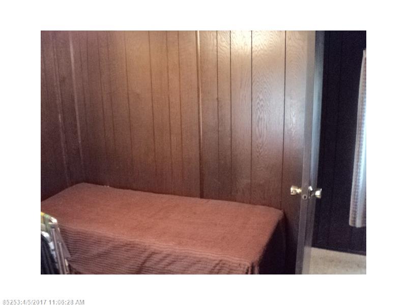 43 Ludden LN, Lincoln, ME 04457