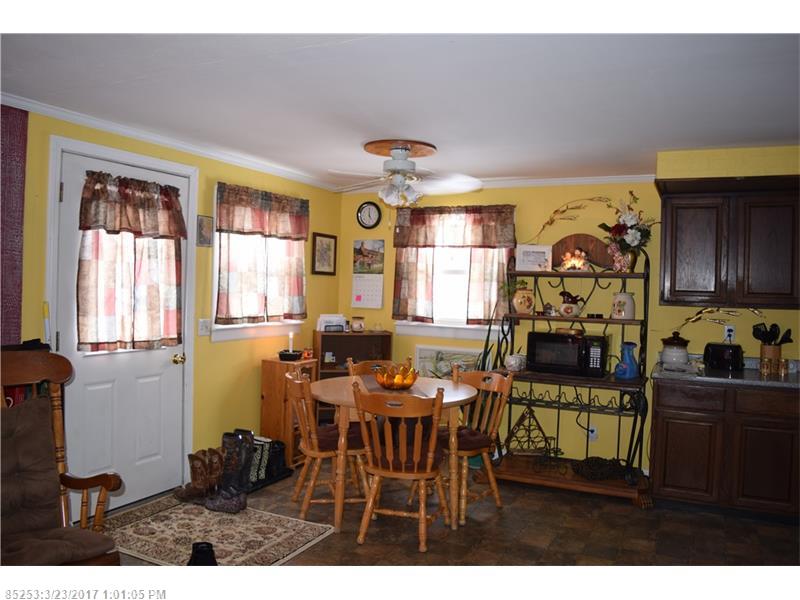23 Warsaw CIR, Lincoln, ME 04457
