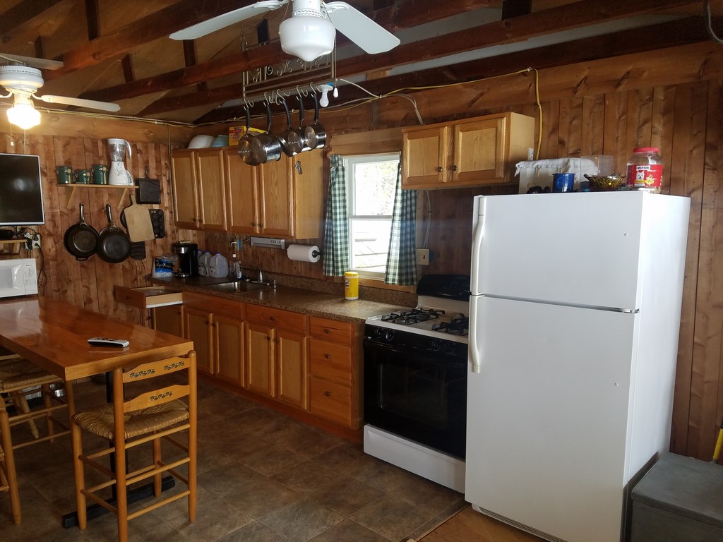 73 Cobblestone Drive, Lincoln, ME 04457