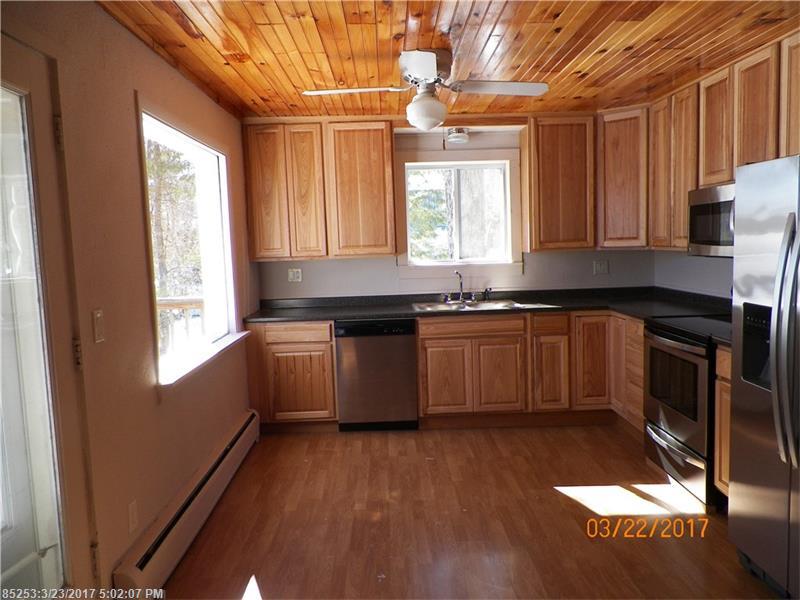 30 Worcester WAY, Lincoln, ME 04457
