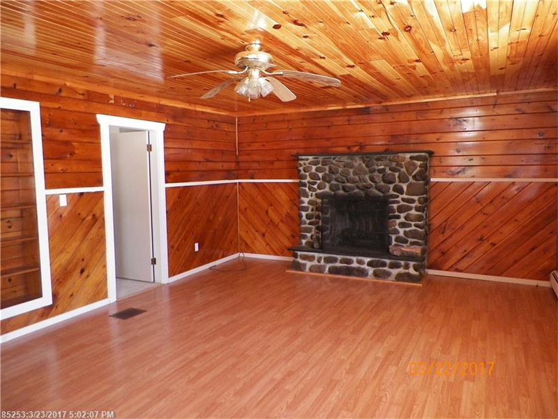 30 Worcester WAY, Lincoln, ME 04457