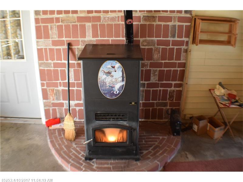 395 Tenney Hill RD, Monson, ME 04464