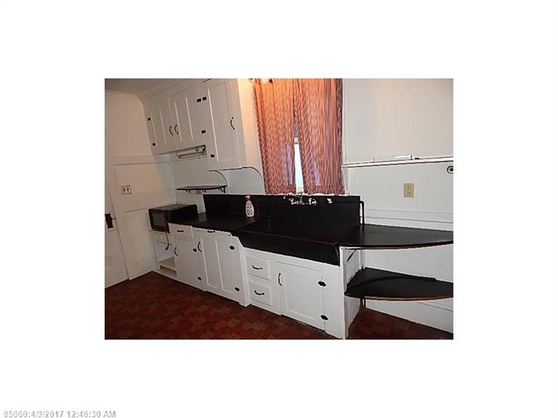 32 Fifth ST, Old Town, ME 04468
