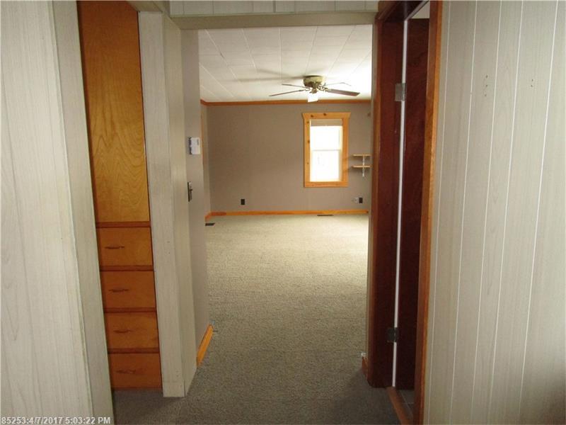 12 Hunts CT, Old Town, ME 04468