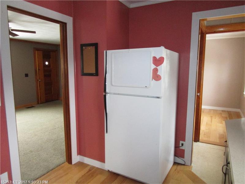 12 Hunts CT, Old Town, ME 04468