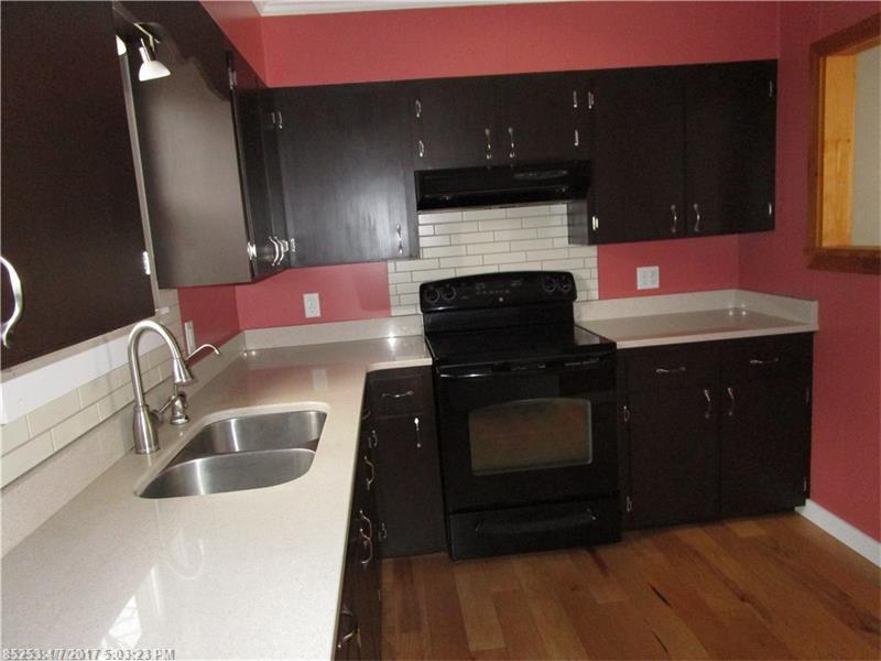 12 Hunts CT, Old Town, ME 04468