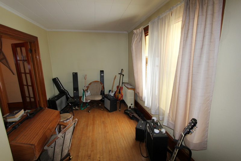 13 Somerset Street, Old Town, ME 04468
