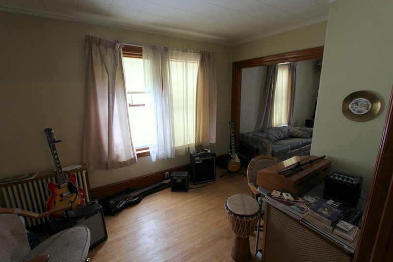 13 Somerset Street, Old Town, ME 04468