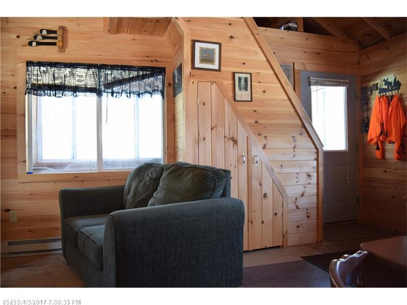 176 Tracy RD, Amity, ME 04471