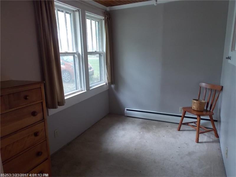 35 Beech ST, Orono, ME 04473