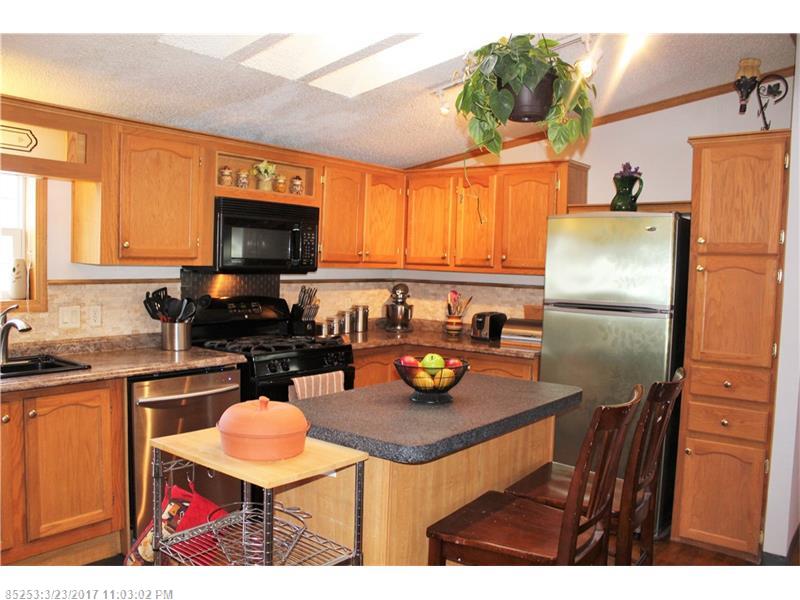 64 Elliots Landing RD, Orono, ME 04473