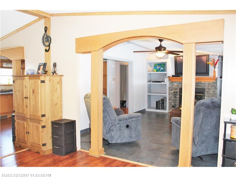 64 Elliots Landing RD, Orono, ME 04473