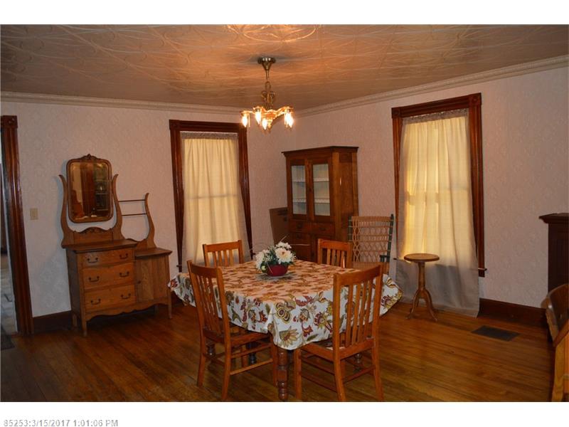 790 Hammett RD, Enfield, ME 04493