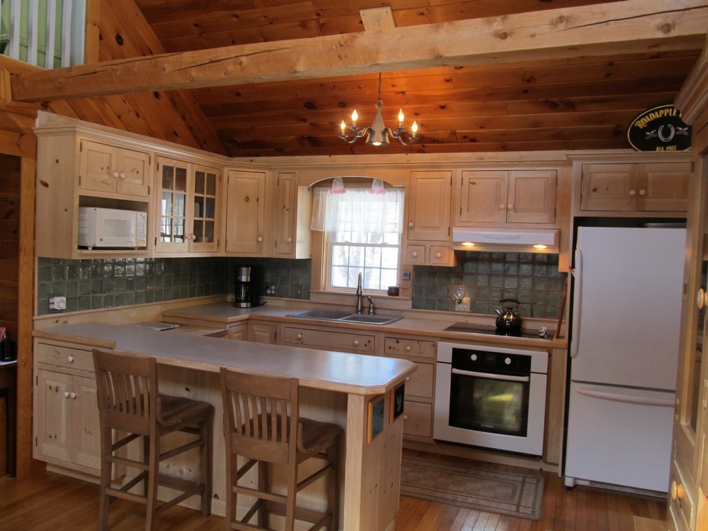 658 Stream Road, Winterport, ME 04496