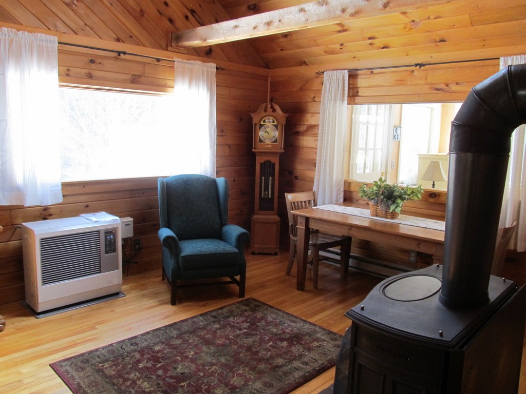 658 Stream Road, Winterport, ME 04496