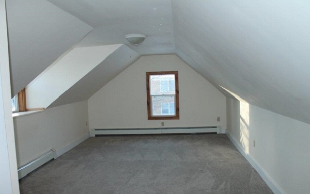 39 Floral St04Bath, ME, 04530Sagadahoc County