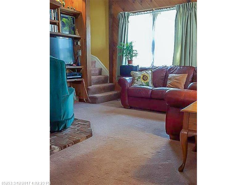 4 Cobb RD, Bath, ME 04530