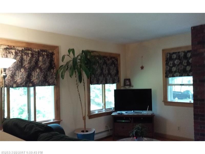 189 Ridge RD, Newcastle, ME 04553
