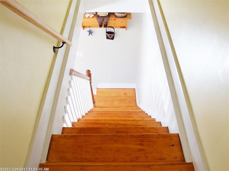 27 Dodge RD, Edgecomb, ME 04556