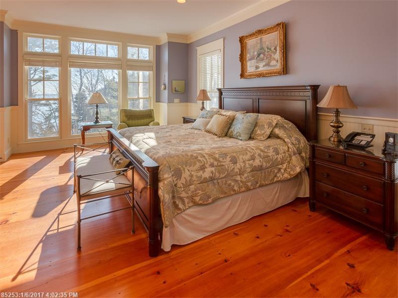 1199 State Route 32, Bristol, ME 04564