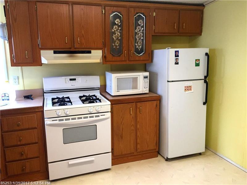 353 Controversy LN, Waldoboro, ME 04572