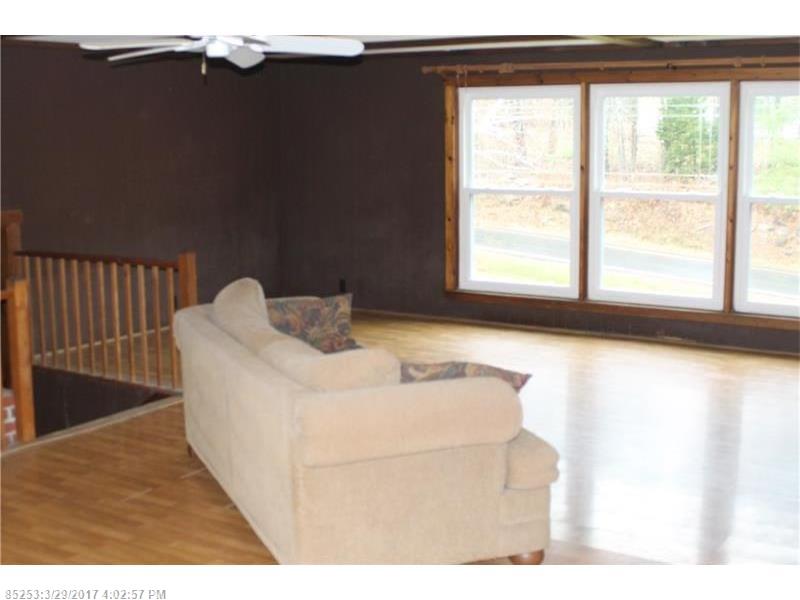 185 Liberty RD, Washington, ME 04574