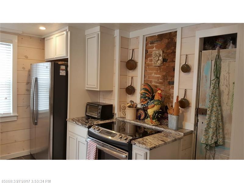 10 Danforth ST, Wiscasset, ME 04578