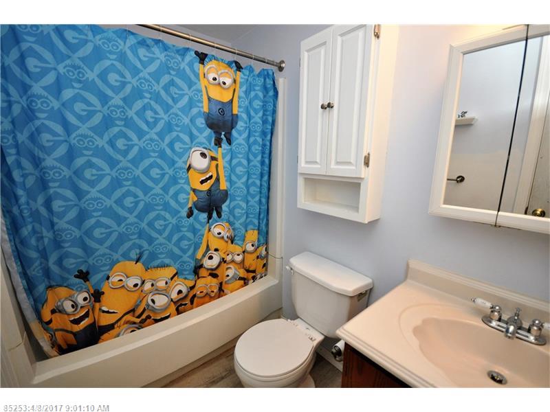 13 Argonne ST, Ellsworth, ME 04605