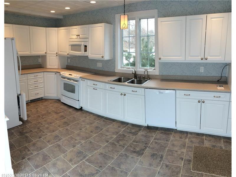 29 Laurel ST, Ellsworth, ME 04605