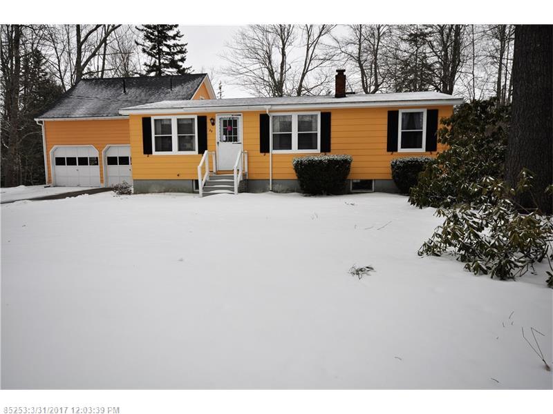 22 Maddocks AVE, Ellsworth, ME 04605