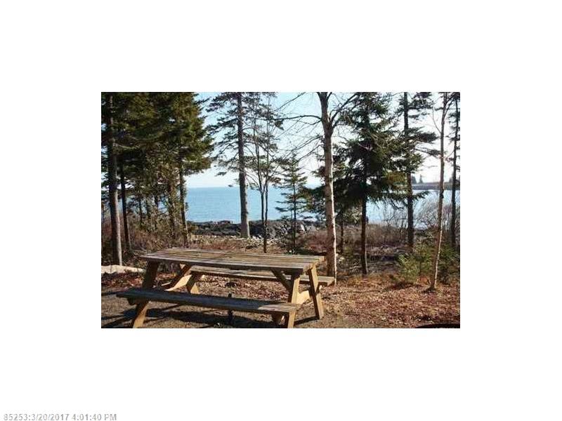 26 Blance LN, Gouldsboro, ME 04607