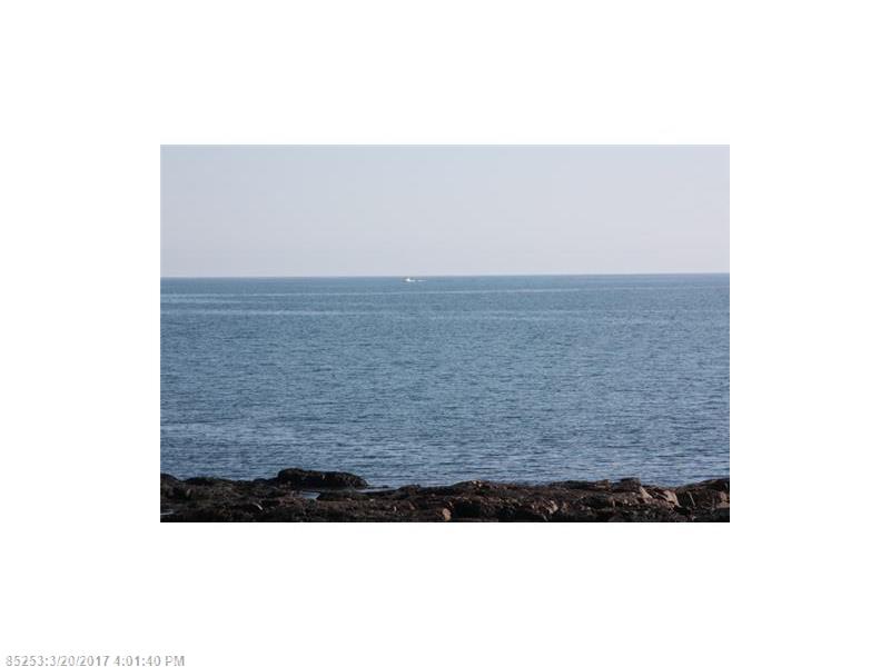 26 Blance LN, Gouldsboro, ME 04607