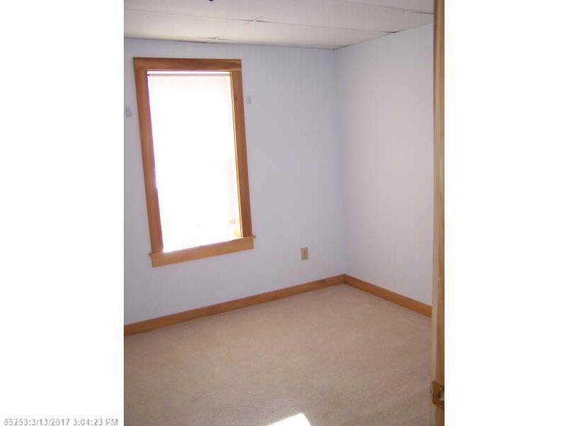 14 Willow ST, East Machias, ME 04630